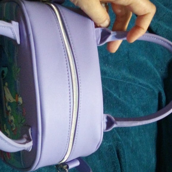 Disney Loungefly Stitch with ducklings 👜 - Picture 7 of 8